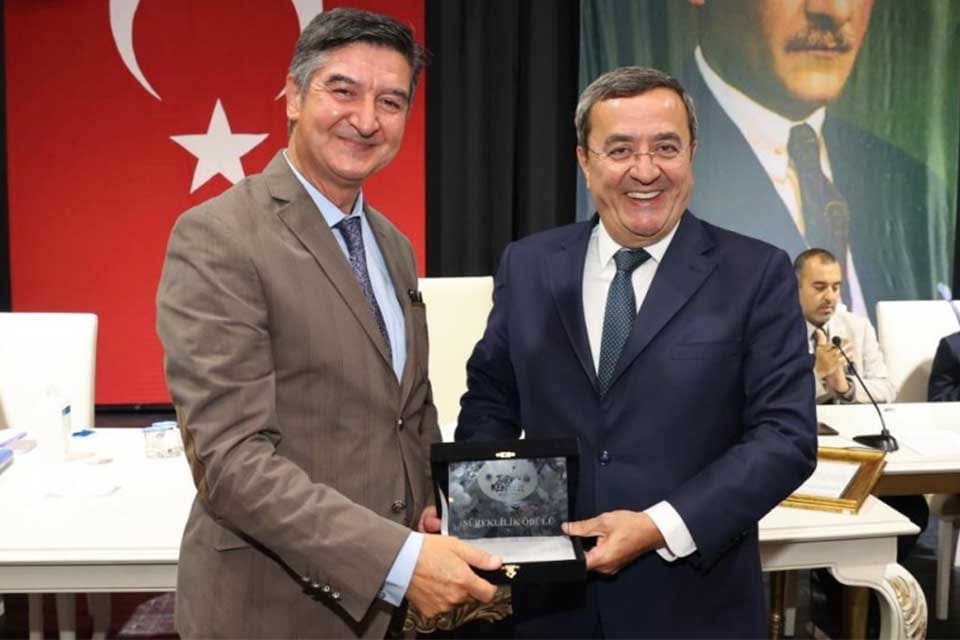 Konak Belediyesi&rsquo;nin ekim ayı meclis oturumunda, belediyenin bir ay i&ccedil;erisinde