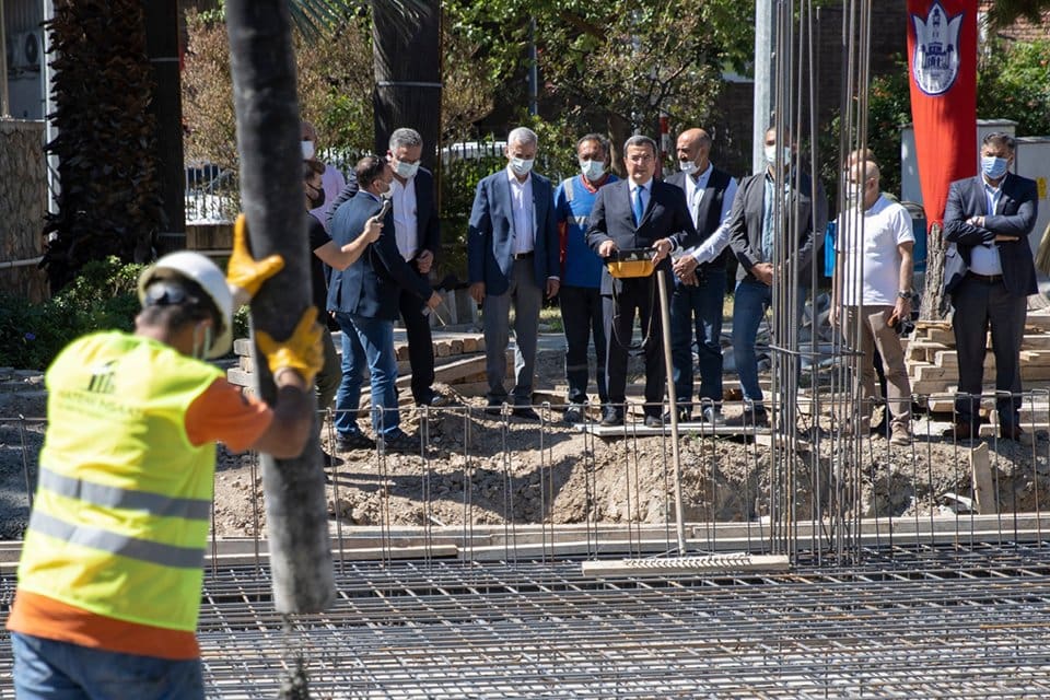 &Ccedil;ınarlı Rekreasyon Alanı i&ccedil;inde hizmete a&ccedil;ılacak Konak Bilim Merkezi temeline