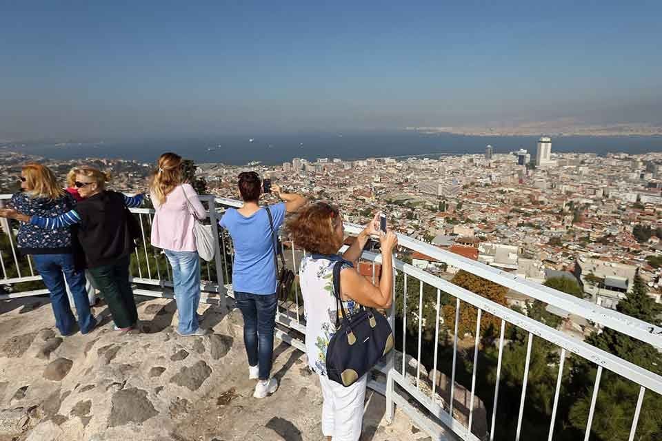 Konak Belediyesi&rsquo;nin kent k&uuml;lt&uuml;r&uuml;n&uuml; ve tarihini tanıtmak amacıyla her yıl