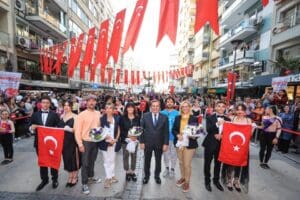 Konak Belediyesi&rsquo;nin T&uuml;rkiye Cumhuriyeti&rsquo;nin 99&rsquo;uncu kuruluş yıld&ouml;n&uuml;m&uuml;ne &ouml;zel d&uuml;zenlediği etkinliklerle