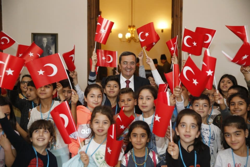 Konak Belediyesi&rsquo;nin T&uuml;rkiye Cumhuriyeti&rsquo;nin kuruluşunun 99&rsquo;uncu yılına &ouml;zel d&uuml;zenlediği etkinlikler,