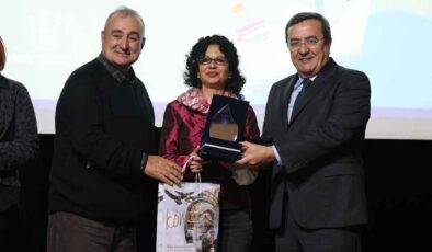Konak’ta 'Kadın Öyküleri' Ödülleri sahiplerini buldu