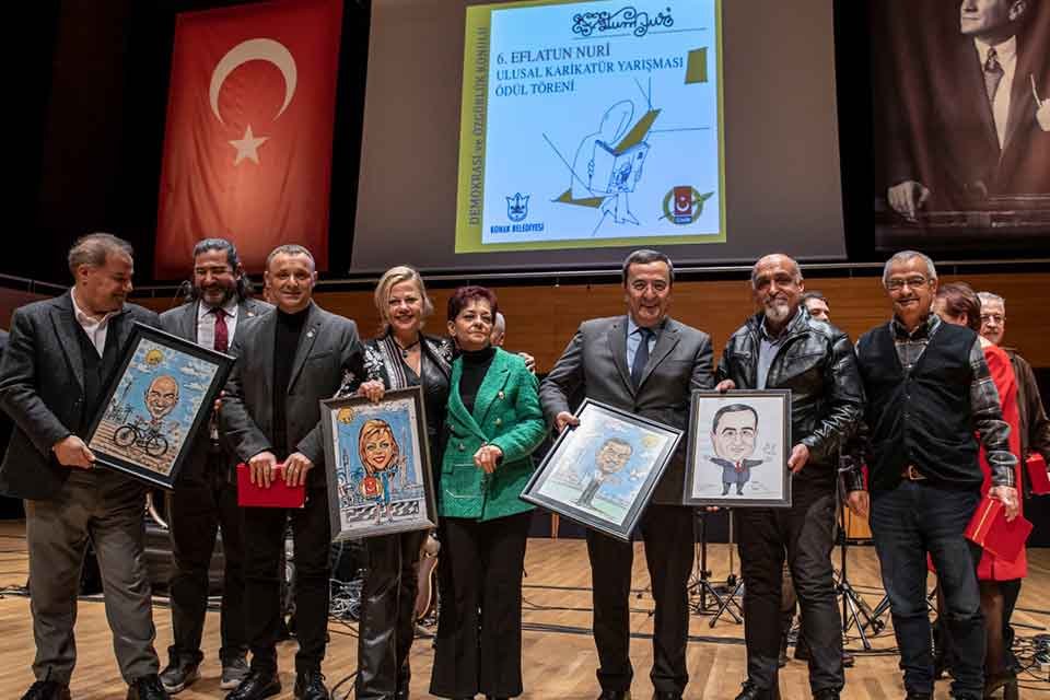 Konak Belediyesi ve İzmir Gazeteciler Cemiyeti&rsquo;nin birlikte d&uuml;zenlediği 6. Eflatun