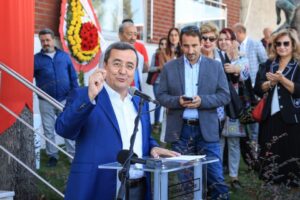 Konak Belediyesi&rsquo;nin restorasyon ve bakım onarım &ccedil;alışmalarıyla yenilediği &Uuml;mran Baradan