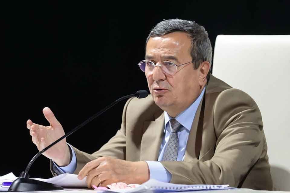 Konak Belediyesi&rsquo;nin haziran ayı meclis toplantısında Konak Belediye Başkanı Abd&uuml;l