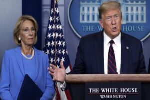 ABD'de Donald Trump yanlılarının çarşamba günü Kongreyi basmasının ardından, Eğitim