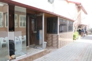 Denizli'nin Merkezefendi il&ccedil;esinde lise &ouml;ğrencisi K.G. (16), tartıştığı babası ambulans