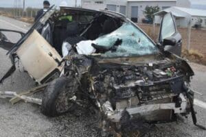 Aydın'da, otomobilin arkadan &ccedil;arptığı trakt&ouml;r&uuml; kullanan&nbsp;Şeng&uuml;l Kocaman (54) hayatını kaybetti,