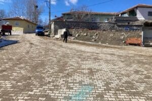 &Ccedil;orum'un Alaca il&ccedil;esinde, bir kişi, oğluyla kavga ettikleri iddiasıyla 2