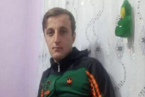 Hakkari'nin&nbsp;Y&uuml;ksekova&nbsp;il&ccedil;esinde &uuml;zerine&nbsp;yıldırım&nbsp;d&uuml;şen&nbsp;Şaban Soydan&nbsp;(24), hayatını kaybetti. Olay, il&ccedil;eye yaklaşık 20 kilometre