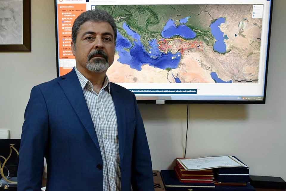 İzmir'deki Dokuz Eyl&uuml;l &Uuml;niversitesi'nin (DE&Uuml;) Deprem Araştırma ve Uygulama Merkezi