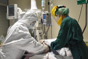 Eskişehir Yunus Emre Devlet Hastanesi Başhekimi Uzm. Dr. Mustafa Karag&uuml;lle,