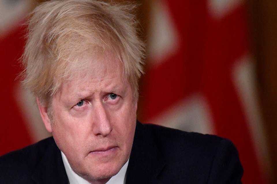 İngiltere Başbakanı Boris Johnson, ülkede daha hızlı yayılan yeni tip