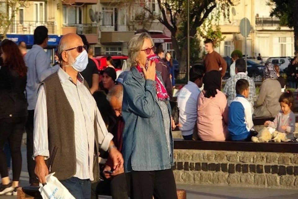 İzmir Katip &Ccedil;elebi &Uuml;niversitesi Atat&uuml;rk Eğitim ve Araştırma Hastanesi Enfeksiyon