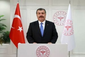 Sağlık Bakanı Fahrettin Koca, zorunlu aşı tartışmaları hakkında a&ccedil;ıklama yaptı.