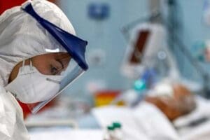 Sağlık Bakanlığı, corona vir&uuml;s i&ccedil;in son gelişmeleri ve g&uuml;nl&uuml;k tabloyu