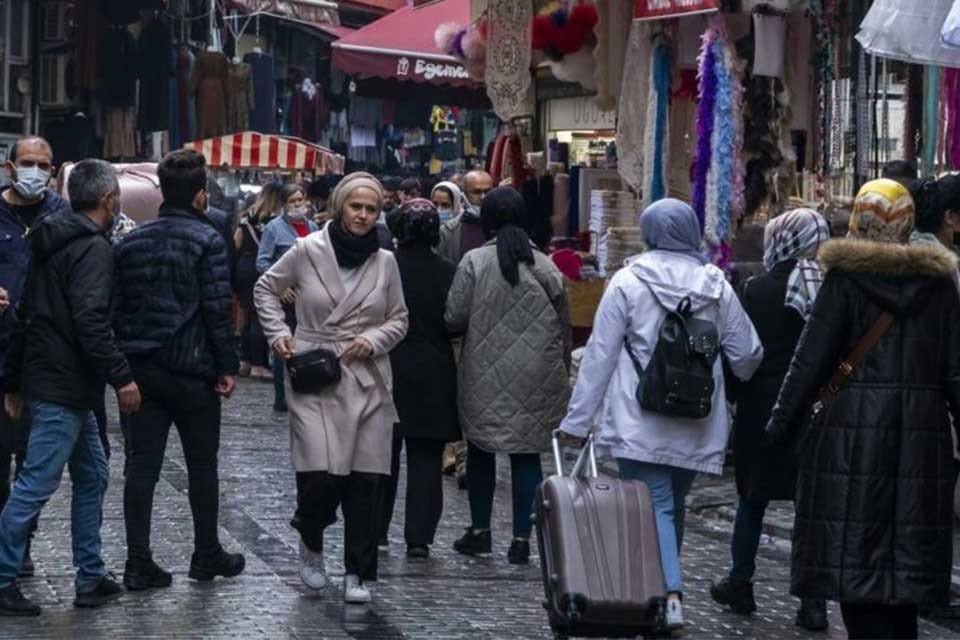 Sağlık Bakanlığı'nın a&ccedil;ıkladığı 9 Şubat 2022 &Ccedil;arşamba g&uuml;n&uuml;n&uuml;n corona vir&uuml;s&uuml;