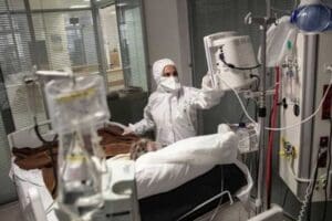 Sağlık Bakanlığı'nın a&ccedil;ıkladığı 19 Şubat 2022 Cumartesi g&uuml;n&uuml;n&uuml;n corona vir&uuml;s&uuml;