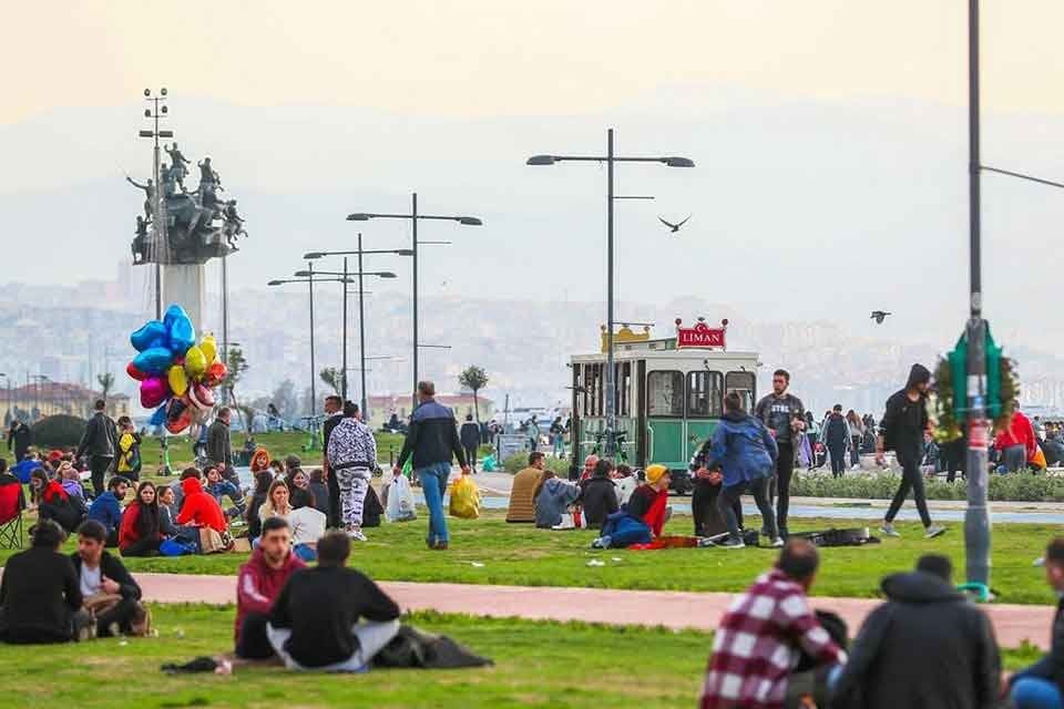 Sağlık Bakanlığının internet sitesinden yapılan a&ccedil;ıklamada yeni tip koronavir&uuml;s (Covid-19)