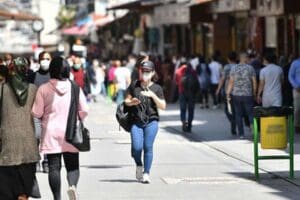 Sağlık Bakanlığı, corona vir&uuml;s i&ccedil;in son gelişmeleri ve g&uuml;nl&uuml;k tabloyu