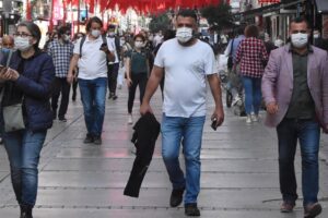 Marttan itibaren geçilecek kademeli gevşemede illerdeki vaka sayılarının yanı sıra