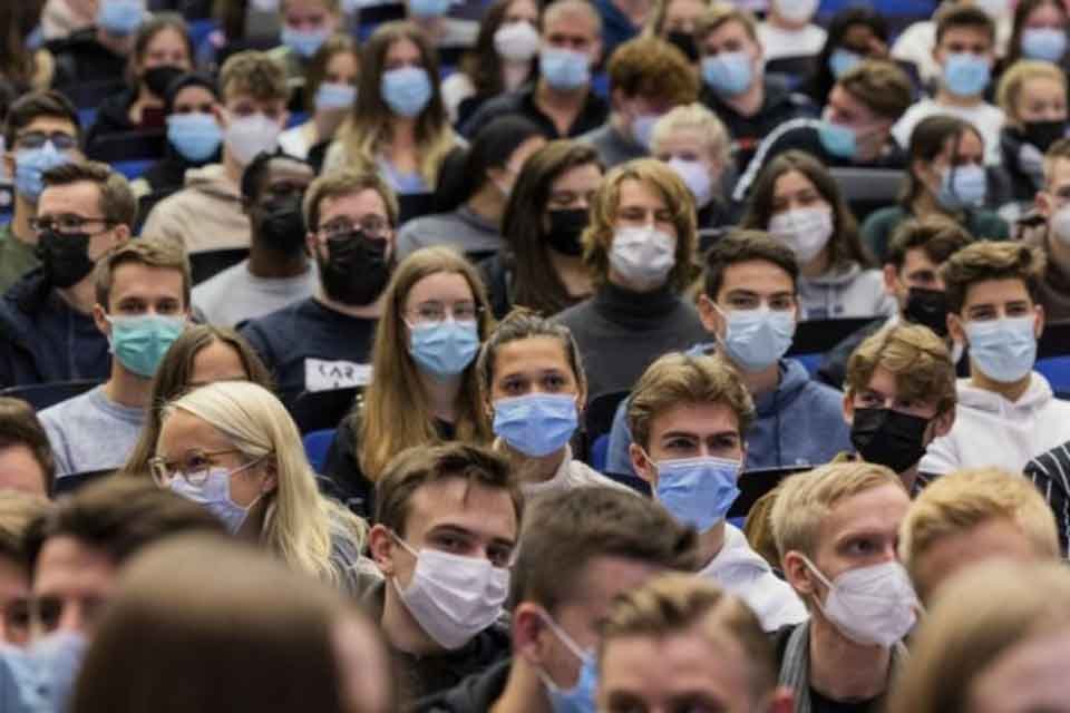 Koronavirüsün ruh sağlığı üzerinde uzun süren sonuçları olduğu ortaya çıktı.