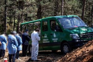 Koronavirüs haritası tamamen kırmızıya boyanan Adana'da kısıtlamaların ardından haritada 'risksiz'