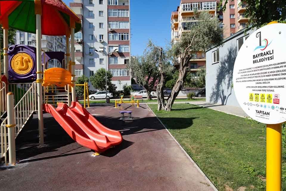 Bayraklı&rsquo;ya yeni parklar kazandırmak ve mevcut parkları baştan sona yenileyip,