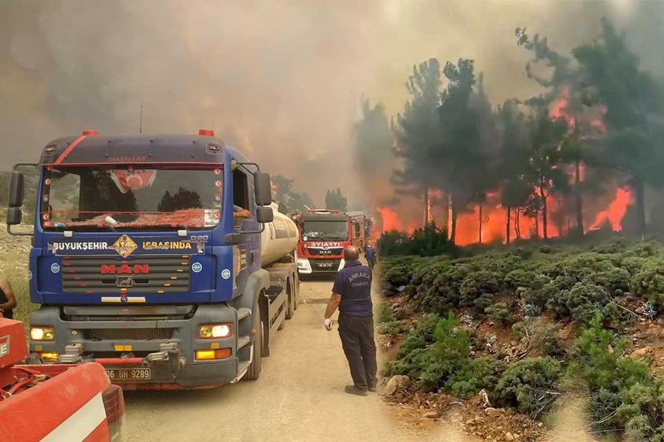 Muğla'nın K&ouml;yceğiz il&ccedil;esinde 9 g&uuml;n &ouml;nce makilik alanda başlayıp, ormana