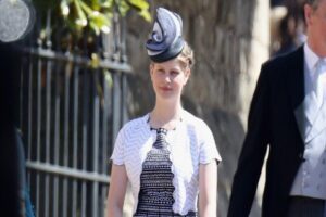 TL'nin d&ouml;viz karşısında değer kaybetmesi ve enflasyonun tarihi seviyelere &ccedil;ıkmasıyla