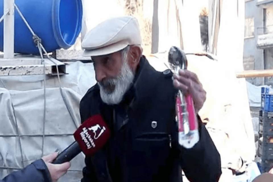 Diyarbakır&rsquo;ın Sur İl&ccedil;esinde intihar eden 63 yaşındaki Selim Bayrak&rsquo;ın kısa