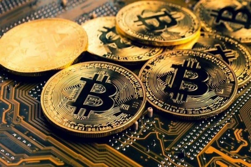 Kripto para piyasalarındaki d&uuml;ş&uuml;ş ikinci g&uuml;n&uuml;ne girdi. D&uuml;n y&uuml;zde 3.2