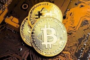 Kripto para borsaları Binance ve FTX arasındaki gerilim devam ederken