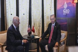 ABD&rsquo;de merakla beklenen ara&nbsp;se&ccedil;im&nbsp;sonu&ccedil;ları resmileşti. Demokratlar Senato&rsquo;da zafer elde ederek