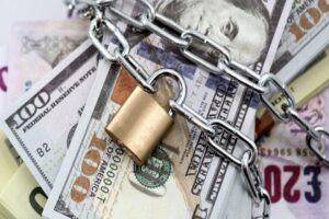 2008 k&uuml;resel finans krizini &ouml;ng&ouml;ren ve kriz k&acirc;hini olarak anılan