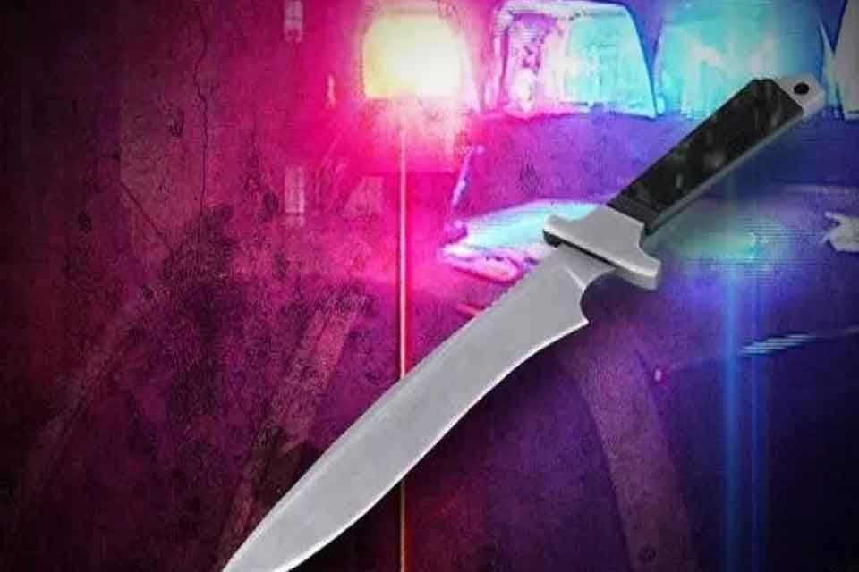 İZMİR'in Bayraklı il&ccedil;esinde Ezo E.&rsquo;nin (21), kucağında 18 aylık bebeği