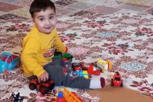 Denizli'nin Çameli ilçesinde, aniden fenalaşan 4 yaşındaki Emir Seyit Ata,