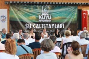 KEÇİ Derneği tarafından Efes Tarlası Yaşam Köyü’nde düzenlenen su çalıştayında;