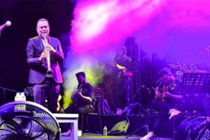 İzmir B&uuml;y&uuml;kşehir Belediyesi&rsquo;nin 8 Nisan D&uuml;nya Romanlar G&uuml;n&uuml; etkinlikleri kapsamında