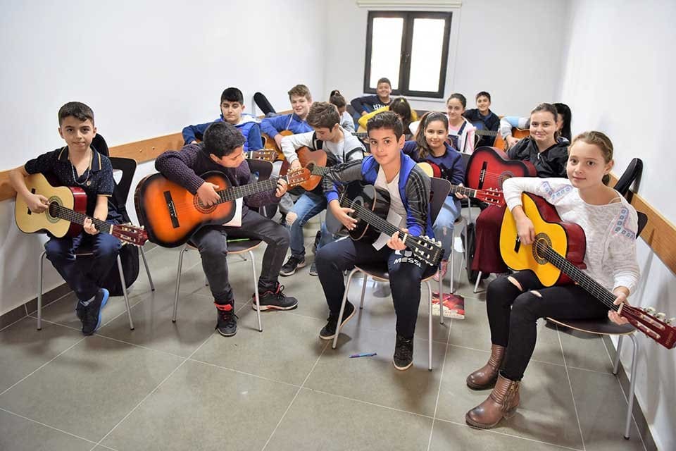 Bornova Belediyesi kış d&ouml;nemi kurslarına başvurular başladı. 27 Eyl&uuml;l&rsquo;de başlayacak