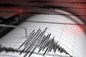 KUŞADASI Körfezi açıklarında, Richter ölçeğine göre 3.9 büyüklüğünde deprem meydana