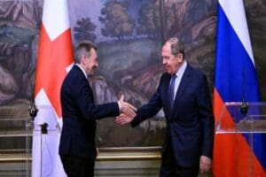 Rusya Dışişleri Bakanı Sergey Lavrov yaptığı a&ccedil;ıklamada, &ldquo;Ukrayna&rsquo;nın uluslararası insancıl