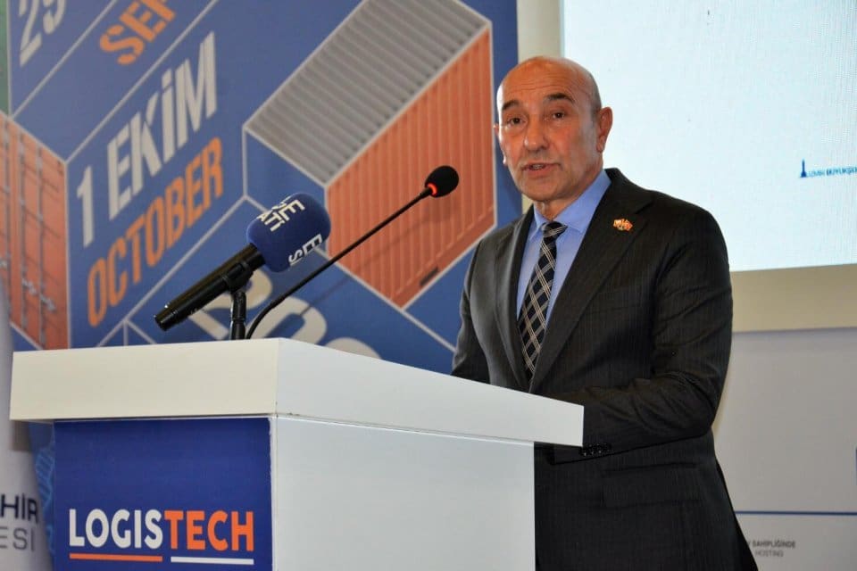 İzmir B&uuml;y&uuml;kşehir Belediyesi ev sahipliğinde İZFAŞ tarafından bu yıl ilk