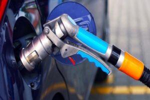 Otogaz (LPG) fiyatlarına gece yarısından itibaren 28 kuruş zam bekleniyor.