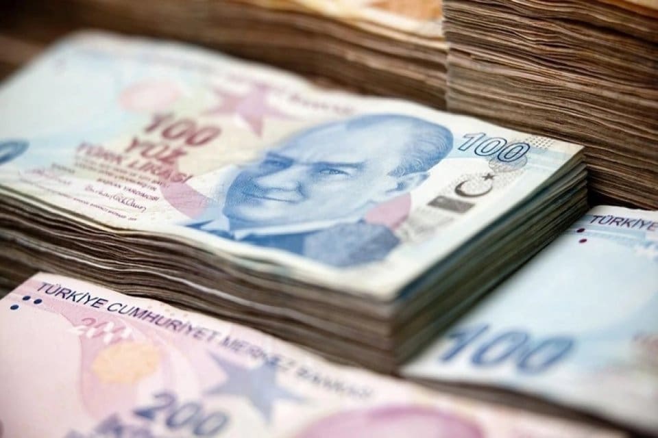 TBMM'ye sunulan kanun teklifi ile bu yıl bayram ikramiyeleri 1100