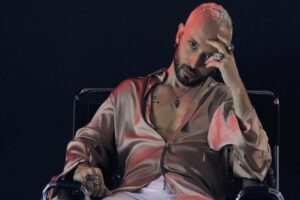 LGBTİ+ karşıtı mitinge y&ouml;nelik tepkiler s&uuml;r&uuml;yor. Şarkıcı Mabel Matiz de