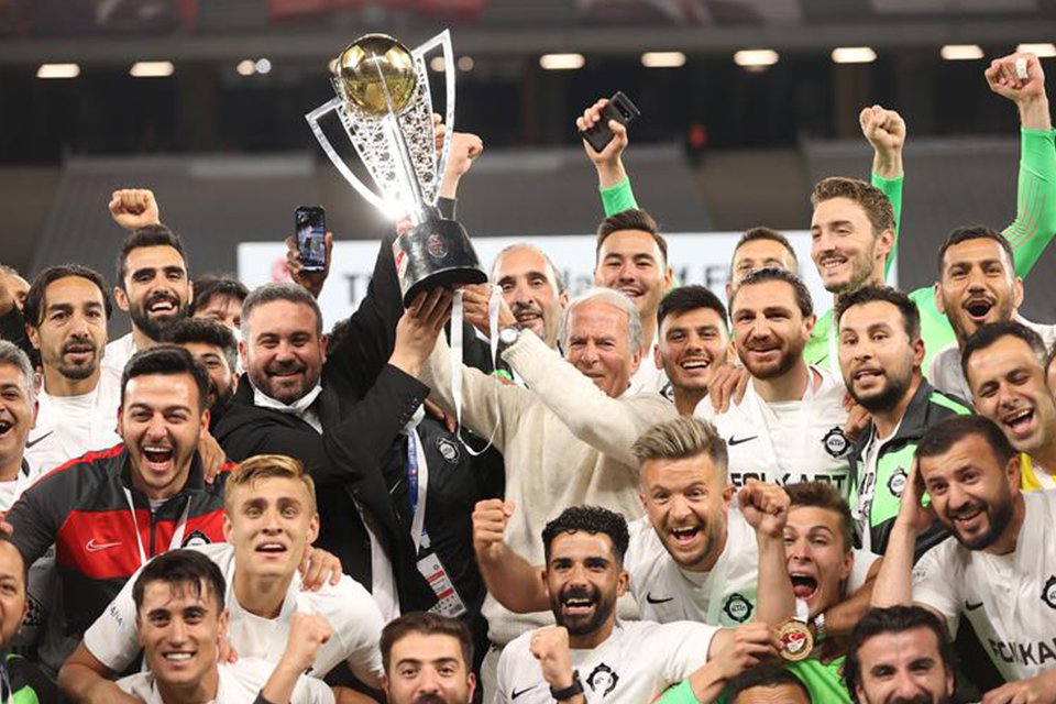 TFF 1.Lig Play-Off finalinde Altınordu&rsquo;yu 1-0&rsquo;lık skorla ge&ccedil;en Altay, 18