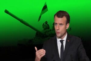 Ermenistan Başbakanı Nikol Paşinyan'la bir araya gelen Fransa Cumhurbaşkanı Emmanuel
