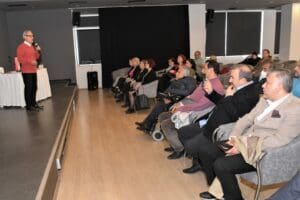 59. K&uuml;t&uuml;phane Haftası &ccedil;er&ccedil;evesinde s&ouml;yleşiden panele, yazar-okur buluşmalarından at&ouml;lye &ccedil;alışmalarına