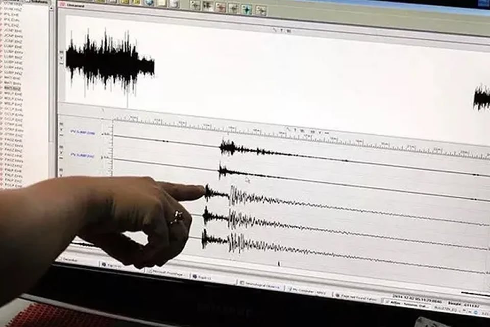 AFAD verilerine göre Malatya'nın Doğanşehir ilçesi merkezli 3,7 büyüklüğünde deprem